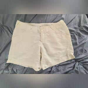 Columbia Womens Light Cream PFG Shorts